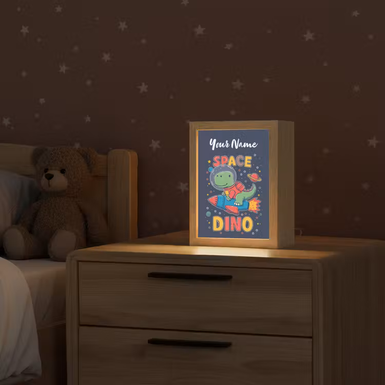 Dino - Raket - Kleurrijk Light Box met kabel (Kinderlampje) klein -sfeer1_kind