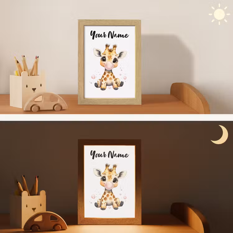 Giraffe - Roze - Kauwgom Light Box met kabel (Kinderlampje) klein -sfeer3_kind