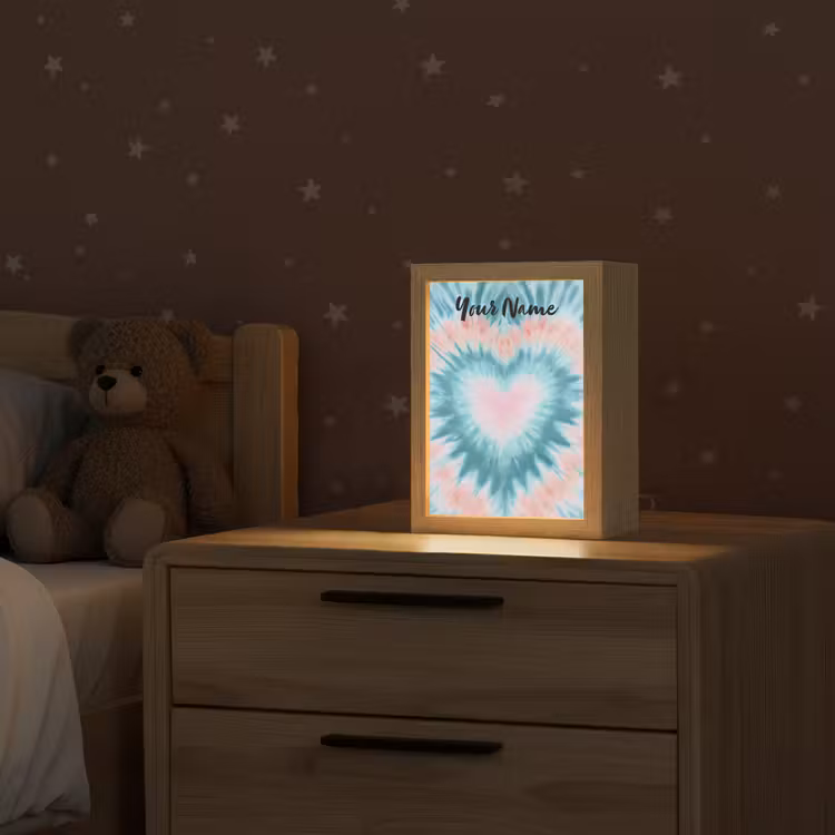 Hartvormig - Tie dye - Lichtblauw - Pasteltinten Light Box met kabel (Kinderlampje) klein -sfeer1_kind