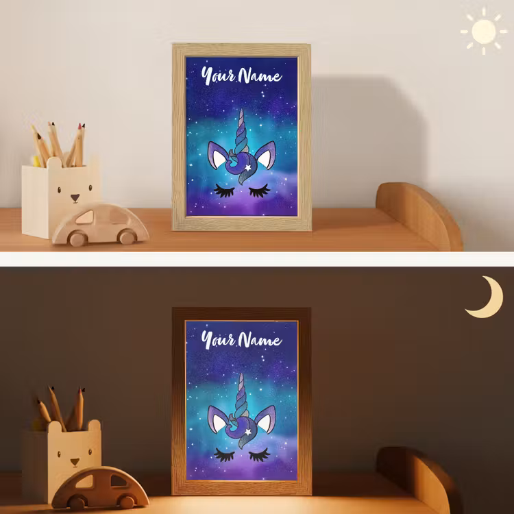 Eenhoorn - Sterrenhemel - Wimpers - Blauw Light Box met kabel (Kinderlampje) klein -sfeer3_kind