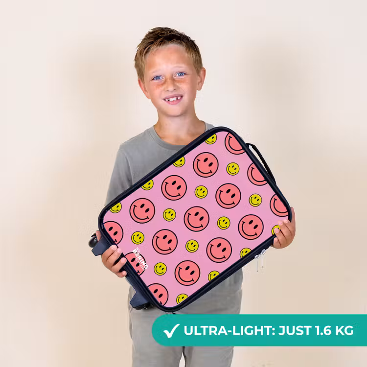 All smiles roze Kinderkoffer - Zwart klein -sfeer4_UK