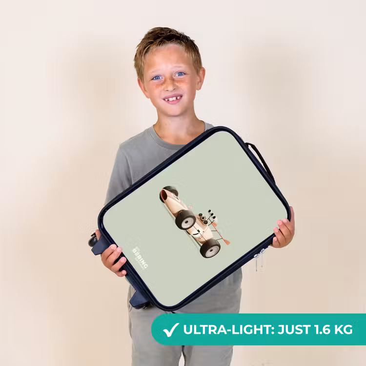 Beige retro raceauto op groen achtergrond Kinderkoffer - Zwart klein -sfeer4_UK