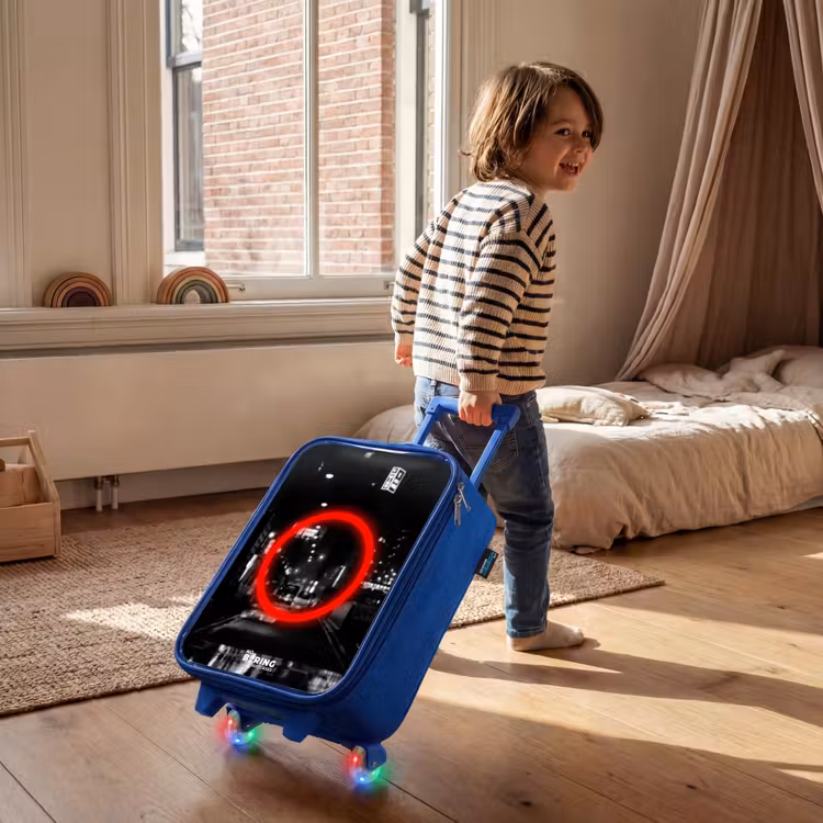 Felrode cirkel boven een stadsstraat Kinderkoffer - Blauw klein -sfeer1