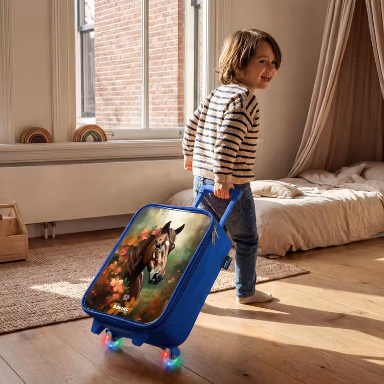 Bruin paard tussen de bloemen Kinderkoffer - Blauw klein -sfeer1