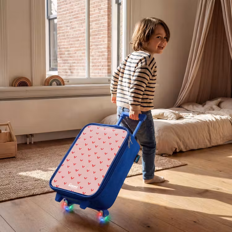 Hartjespatroon met roze kleuren Kinderkoffer - Blauw klein -sfeer1