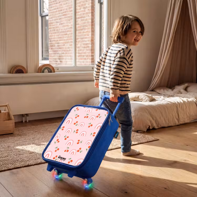 Roze met regenboog en kersen patroon Kinderkoffer - Blauw klein -sfeer1