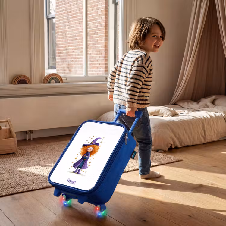 Sterrenmagie met krullen Kinderkoffer - Blauw klein -sfeer1