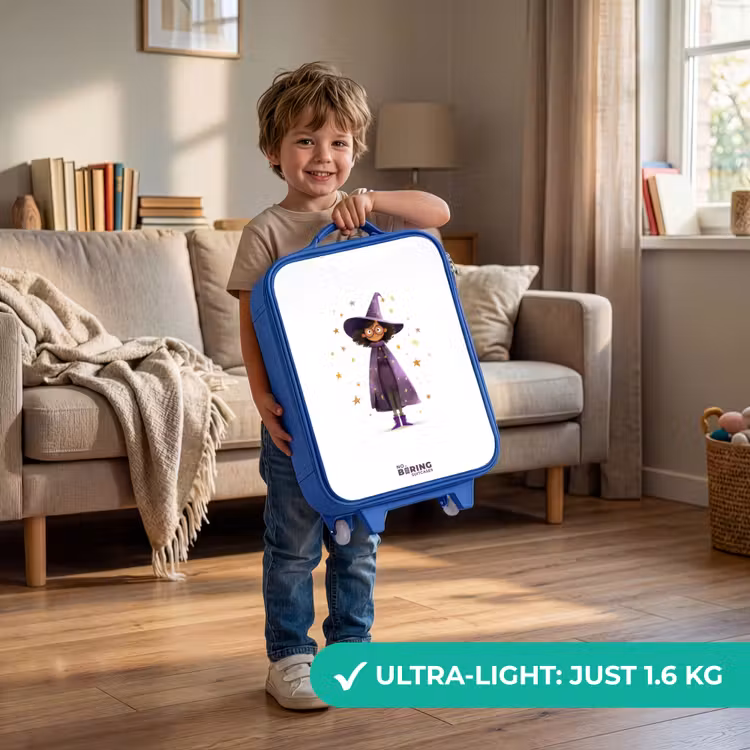 De paarse tovenaarsmantel Kinderkoffer - Blauw klein -sfeer2_EN