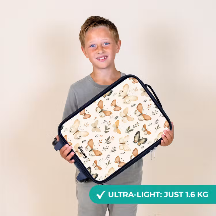 Vlinders in beige en oranjetinten tussen groene blaadjes Kinderkoffer - Zwart klein -sfeer4_UK