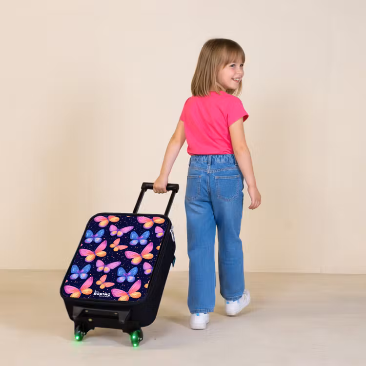 Kleurrijke vlinders in roze en blauw Kinderkoffer - Zwart klein -sfeer1