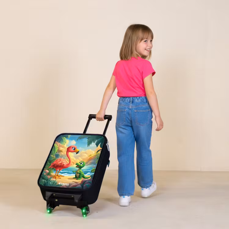 Flamingo en dinosaurus op strand bij ondergaande zon Kinderkoffer - Zwart klein -sfeer1