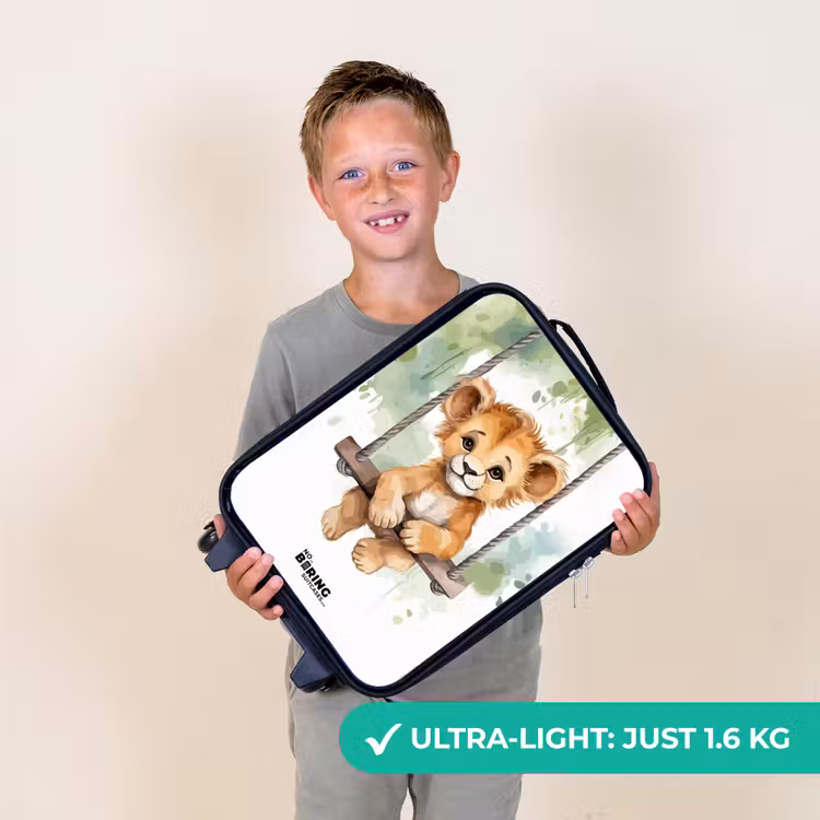 Lucas leeuw Kinderkoffer - Zwart klein -sfeer4_UK