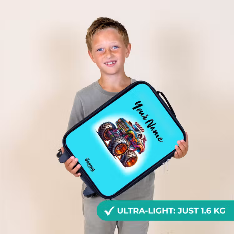 Monstertruck op Lichtblauwe Achtergrond Kinderkoffer - Zwart klein -sfeer4_UK