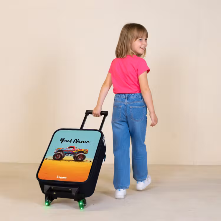 Monstertruck met Graffiti Print in het Zand Kinderkoffer - Zwart klein -sfeer1