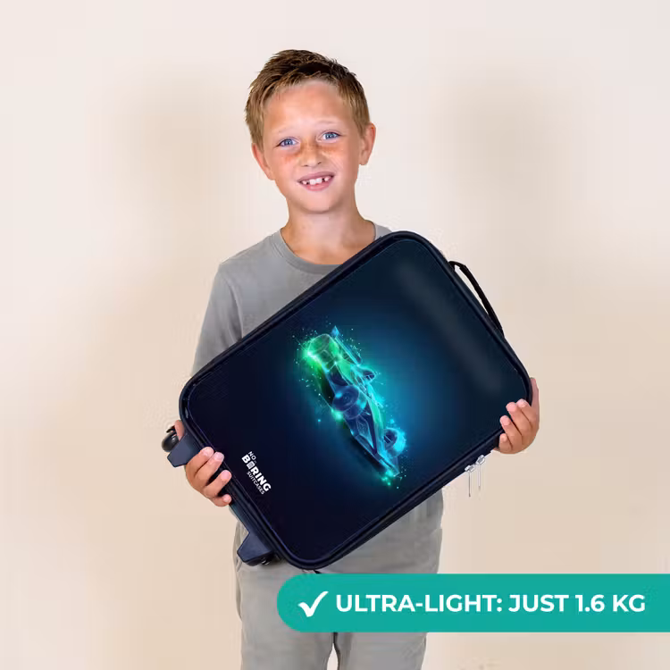 Neon racewagen in digitale stijl Kinderkoffer - Zwart klein -sfeer4_UK