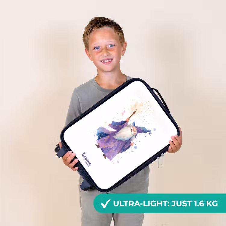 Oude tovenaar met staf Kinderkoffer - Zwart klein -sfeer4_UK