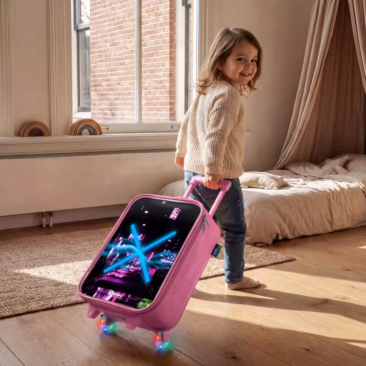 Felblauw kruis boven een nachtelijke straat Kinderkoffer - Roze klein -sfeer1