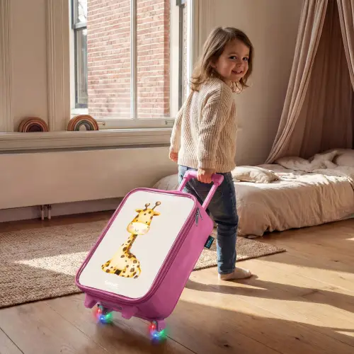Liggende giraffe illustratie op beige achtergrond Kinderkoffer - Roze klein -sfeer1