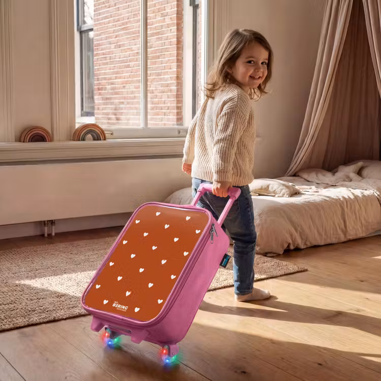 Wit hartjespatroon op oranje bruine achtergrond Kinderkoffer - Roze klein -sfeer1