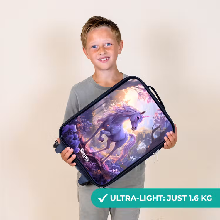 Portret van een Eenhoorn tussen Paarse Bloemen Kinderkoffer - Zwart klein -sfeer4_UK