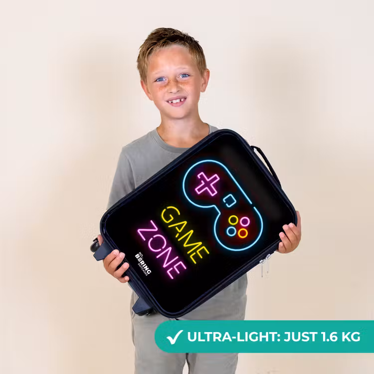 Qoute met neonkleuren Kinderkoffer - Zwart klein -sfeer4_UK