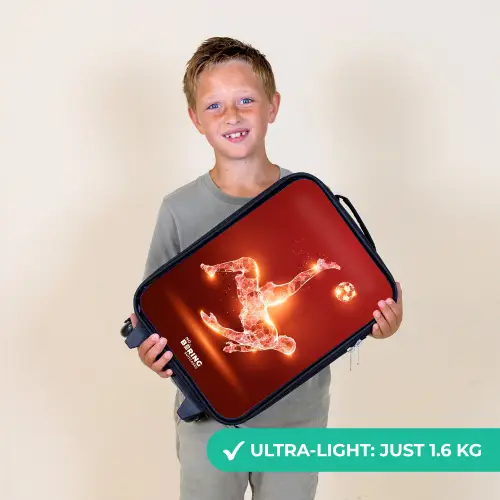 Rood gloeiende voetballer in actie Kinderkoffer - Zwart klein -sfeer4_UK