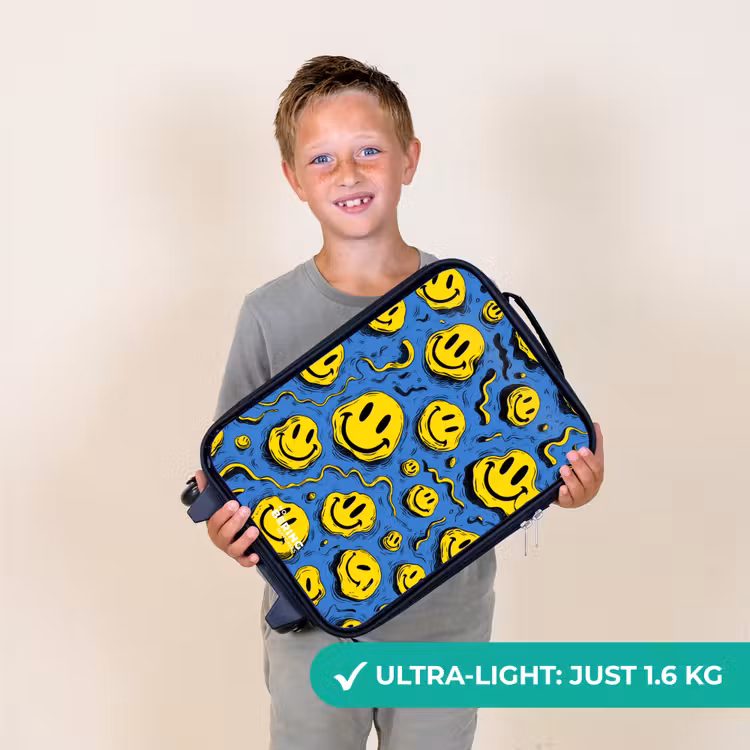 Smiley - Geel - Blauw Kinderkoffer - Zwart klein -sfeer4_UK