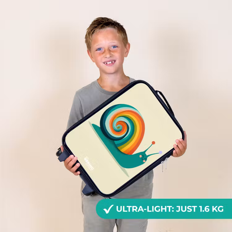 Slak - Regenboog - Kleurrijk Kinderkoffer - Zwart klein -sfeer4_UK