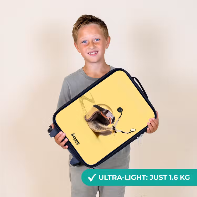 Slak met motorhelm Kinderkoffer - Zwart klein -sfeer4_UK