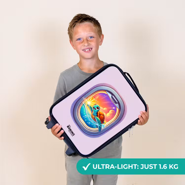 Schildpad die zwemt met zonsondergang Kinderkoffer - Zwart klein -sfeer4_UK