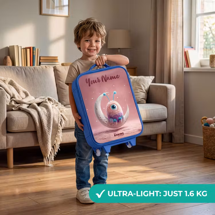 Maanwip met Pluizig Wezentje Kinderkoffer - Blauw klein -sfeer2_EN