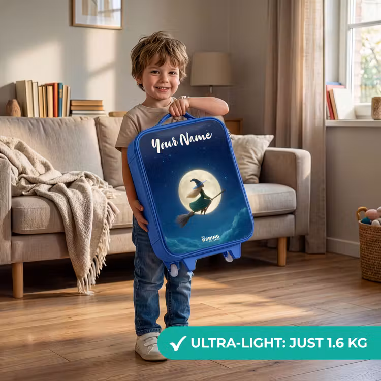 Heks in Maanlichtvlucht Kinderkoffer - Blauw klein -sfeer2_EN