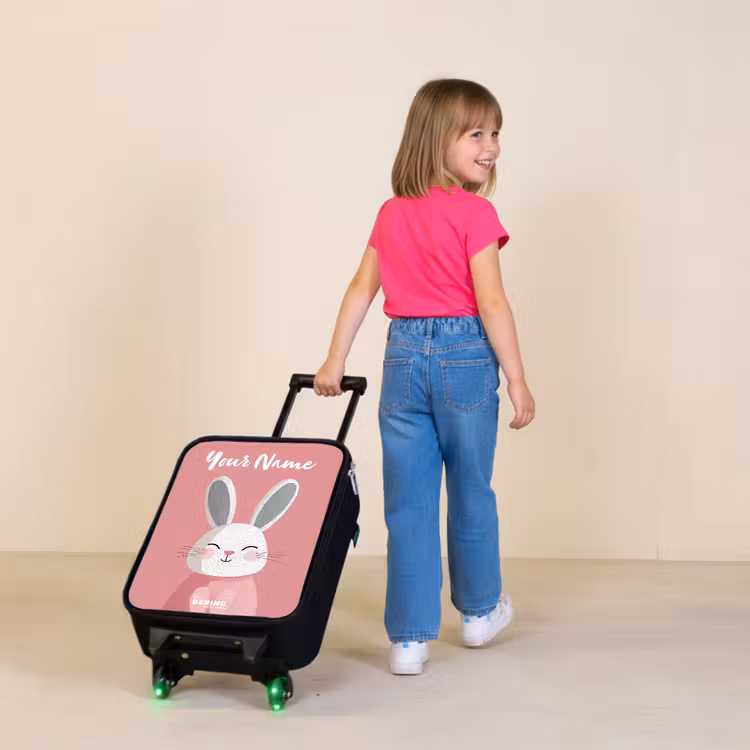 Konijn - Blosje - Stippen - Roze Kinderkoffer - Zwart klein -sfeer1