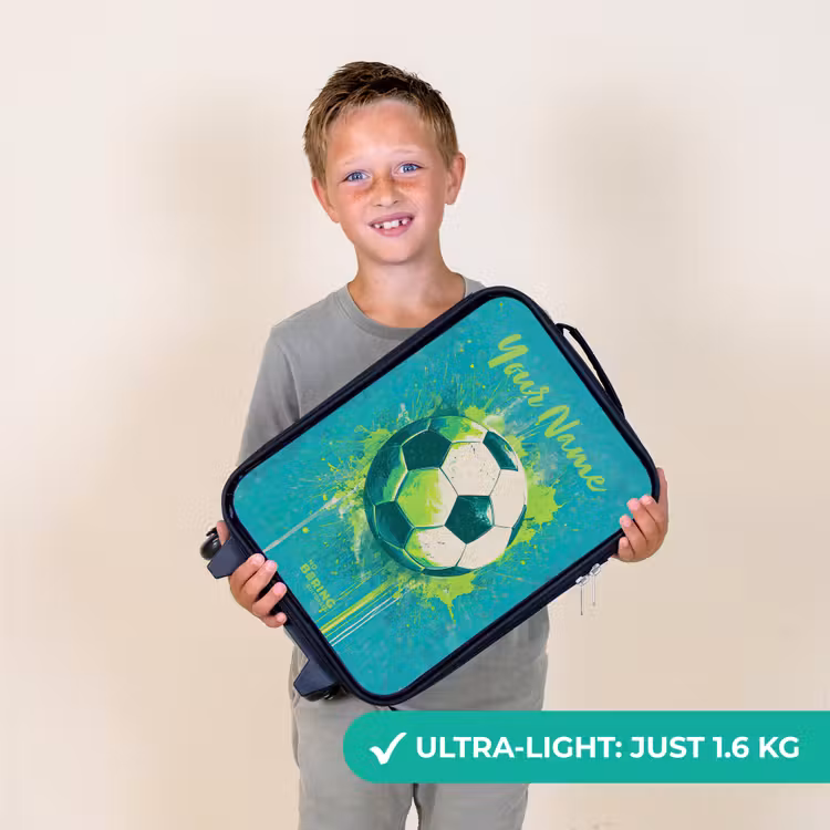 Voetbalvibes - Verfspatten - Groen - Blauw Kinderkoffer - Zwart klein -sfeer4_UK