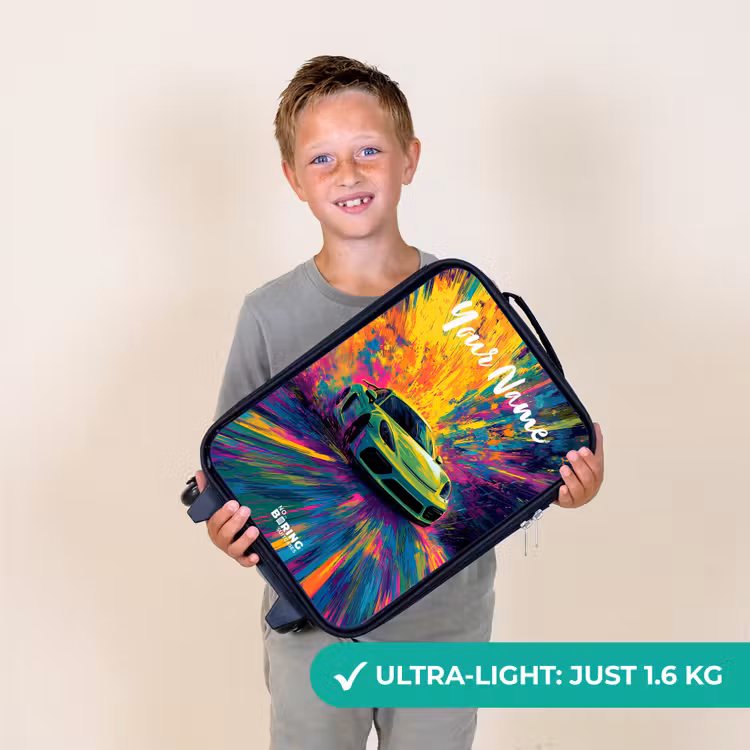 Sportauto - Groen - Verfstrepen - Kleuren Kinderkoffer - Zwart klein -sfeer4_UK