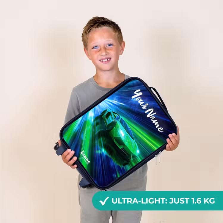 Sportauto - Groen - Snelheidslijnen - Neon Kinderkoffer - Zwart klein -sfeer4_UK