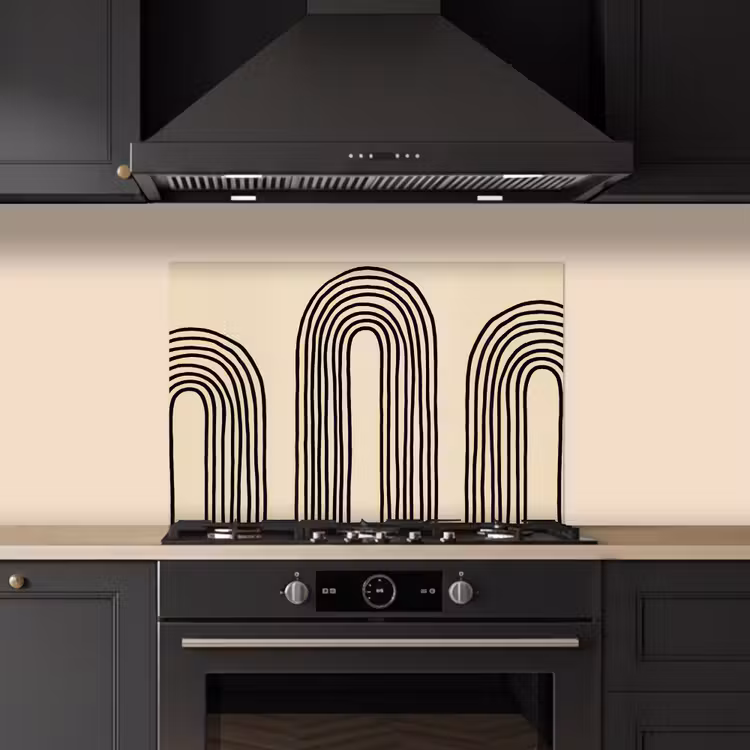 Boogvormen - Zwart - Strak keuken achterwand spatscherm klein -sfeer1