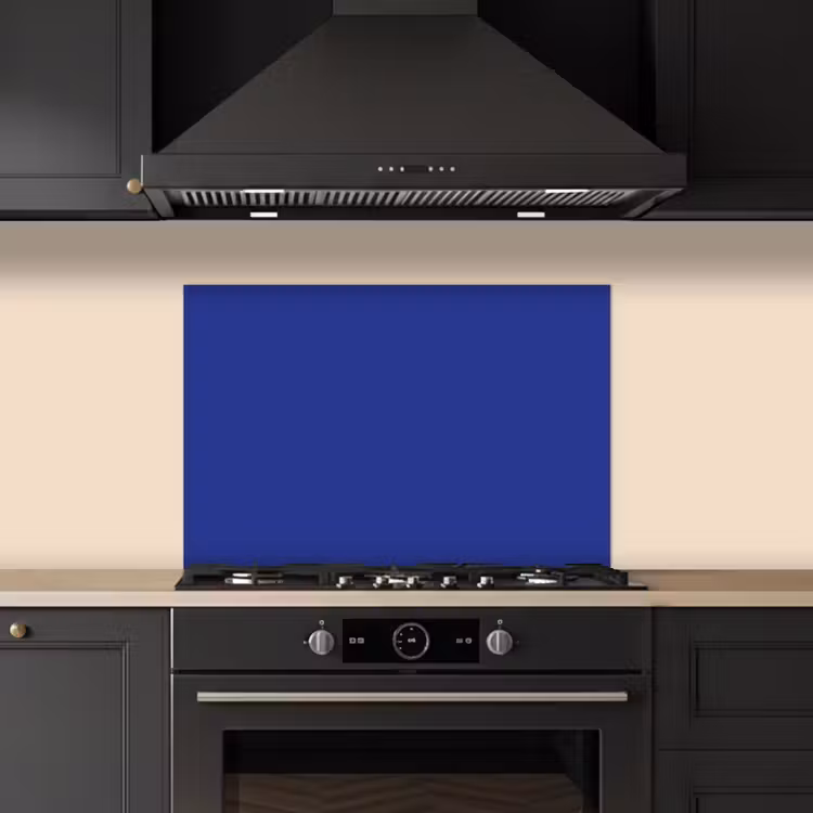 Blauw - Effen kleur - Donkerblauw keuken achterwand spatscherm klein 900 -sfeer1