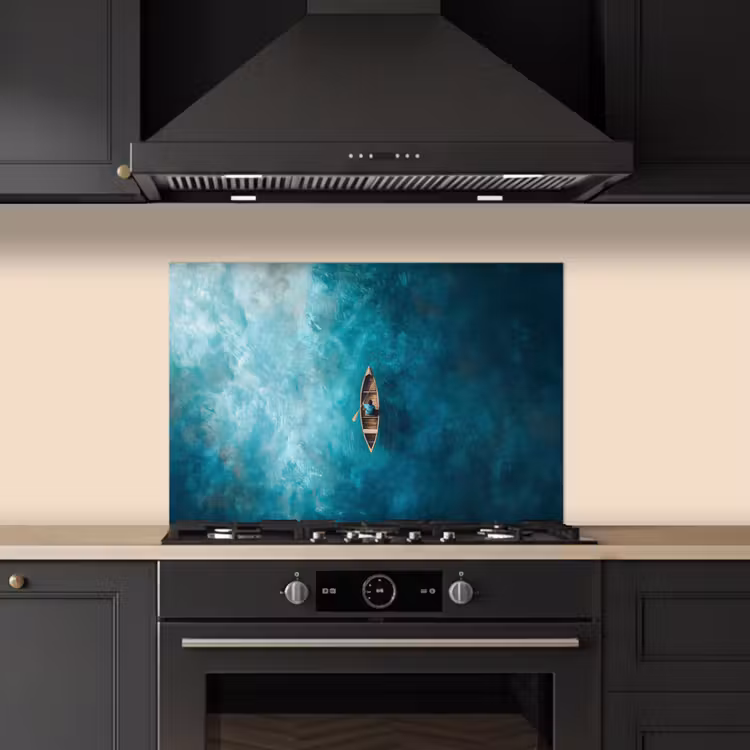 Bootje - Water - Blauw keuken achterwand spatscherm klein -sfeer1