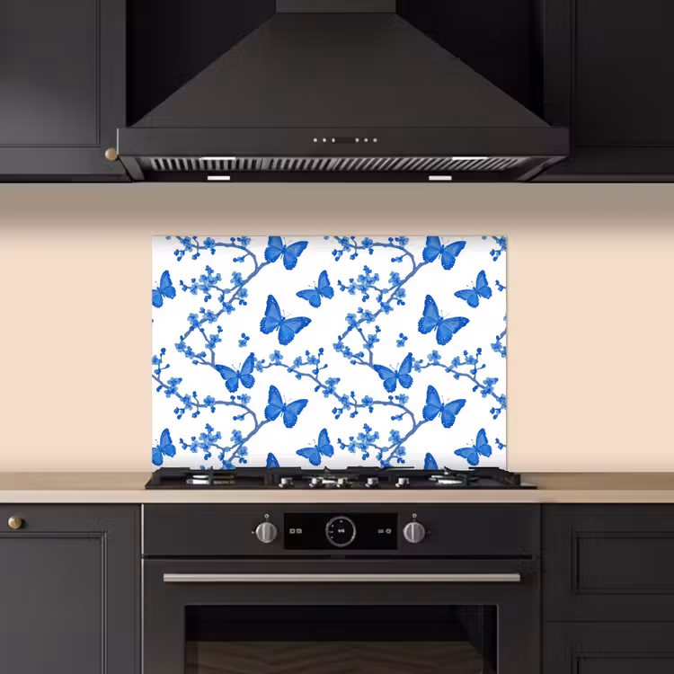 Vlinder - Bloemen - Blauw keuken achterwand spatscherm klein 900 -sfeer1