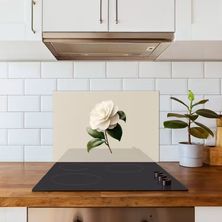 Cameliabloem - Wit - Groen keuken achterwand spatscherm klein -sfeer2
