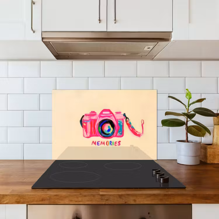 Camera - Memories - Roze - Geschilderd keuken achterwand spatscherm klein -sfeer2