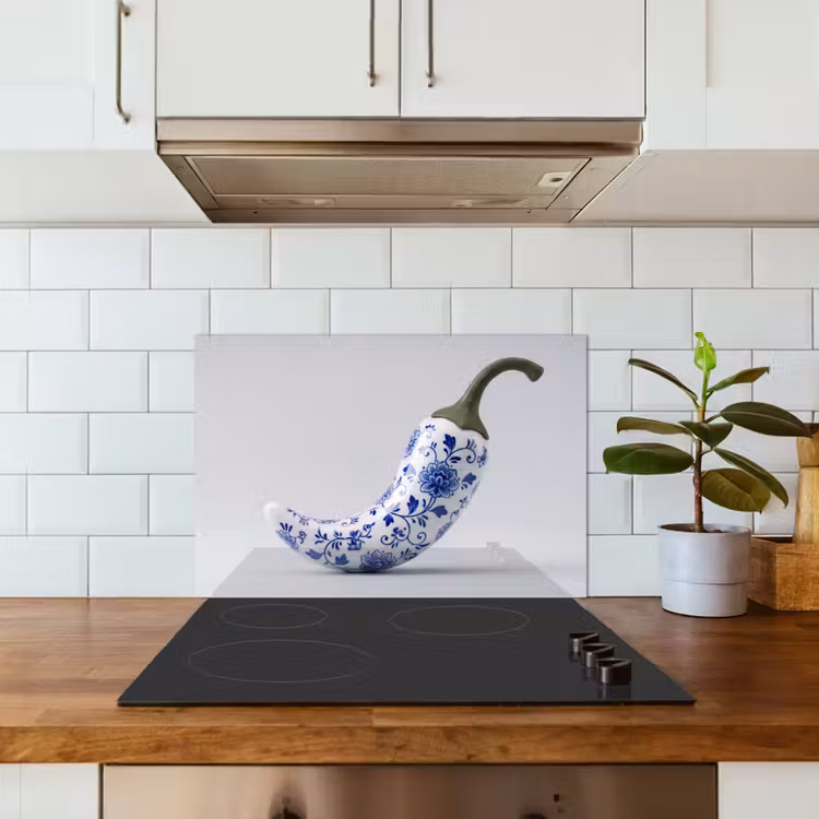 Chilipeper - Keramiek - Blauw keuken achterwand spatscherm klein -sfeer2