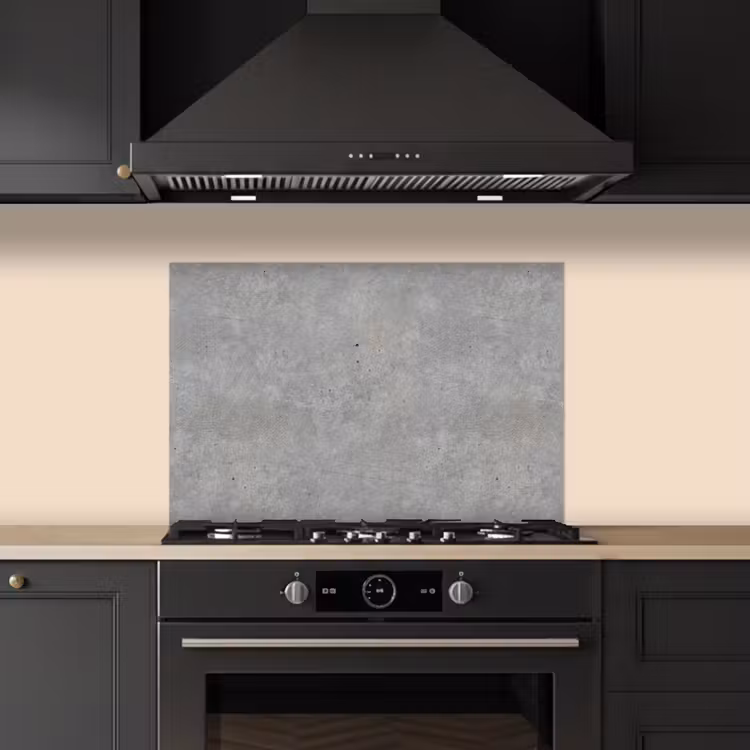 Beton - Patronen - Industrieel keuken achterwand spatscherm klein 900 -sfeer1