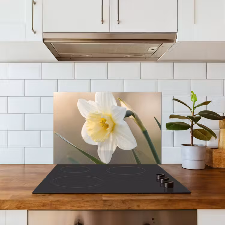 Narcis - Bloem - Minimalistisch keuken achterwand spatscherm klein -sfeer2
