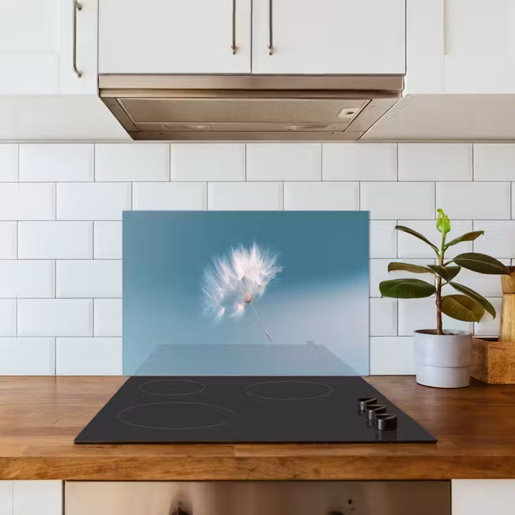 Paardenbloempluisje - Blauw - Lucht keuken achterwand spatscherm klein -sfeer2
