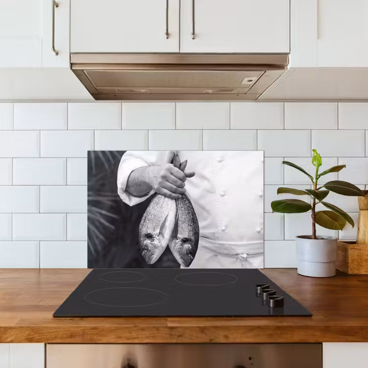 Vissen - Chef - Zwart - Wit keuken achterwand spatscherm klein -sfeer2