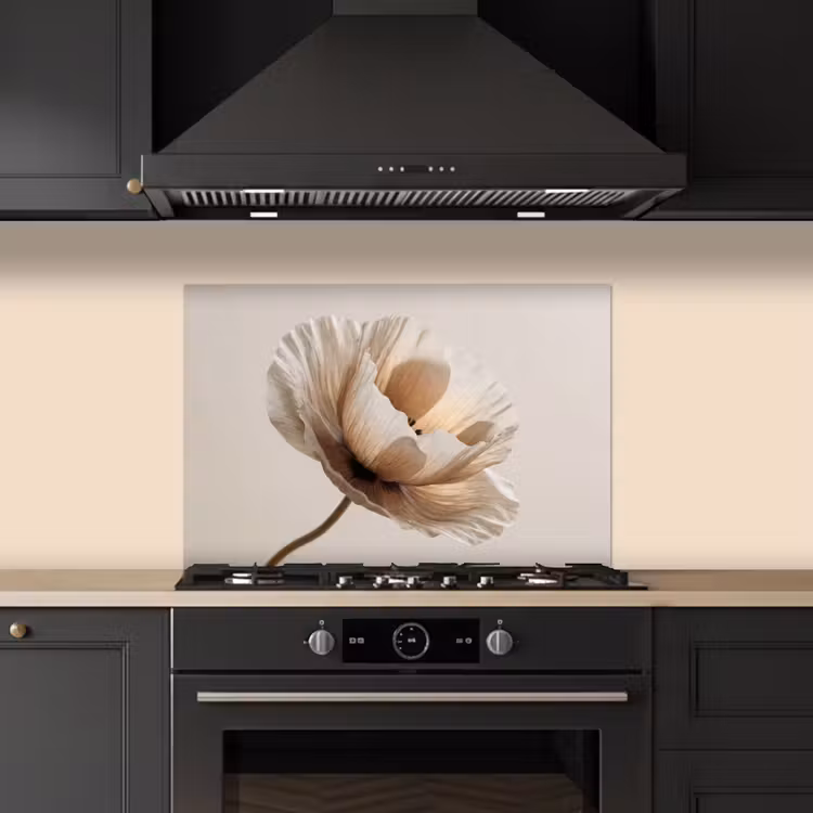 Bloem - Beige - Crème keuken achterwand spatscherm klein -sfeer1