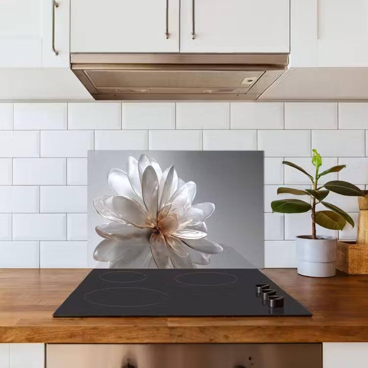 Bloem - Wit - Neutraal keuken achterwand spatscherm klein -sfeer2