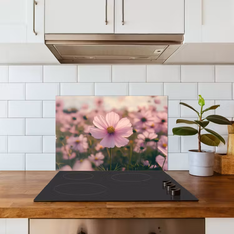 Bloemen - Paars - Wazig keuken achterwand spatscherm klein -sfeer2